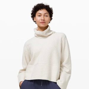 🍋 Lululemon Retreat Yourself Pullover 🍋